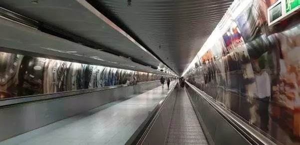 Der Tunnel verbindet die Ablugbereiche B und Z am Frankfurter Flughafen.
