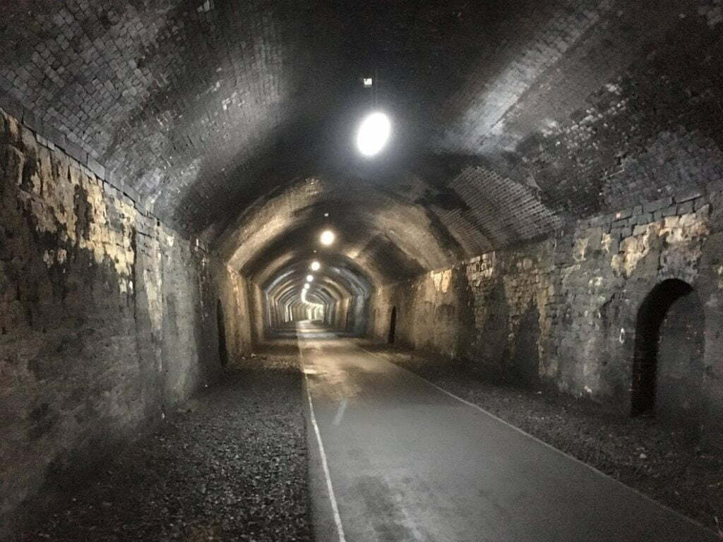 Tunnel Monsal TRail