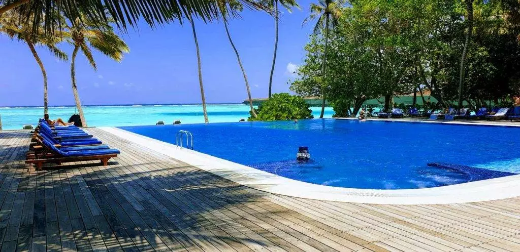 Pool Meeru Island Resort & Spa