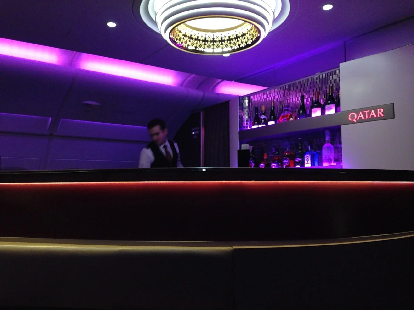 qatar airways a380 onboard bar