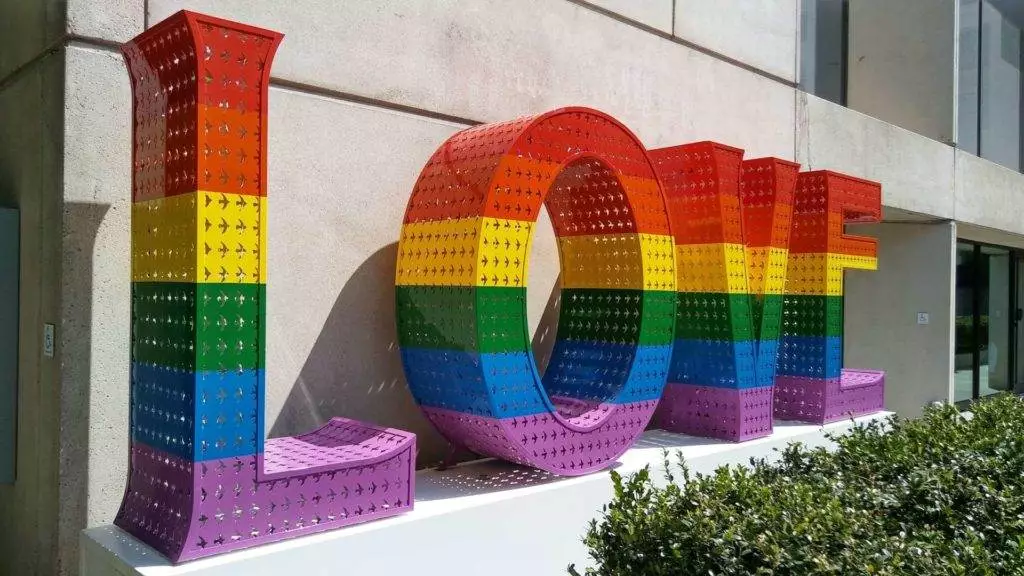 24 h San Francisco - Rainbow LOVE Union Square