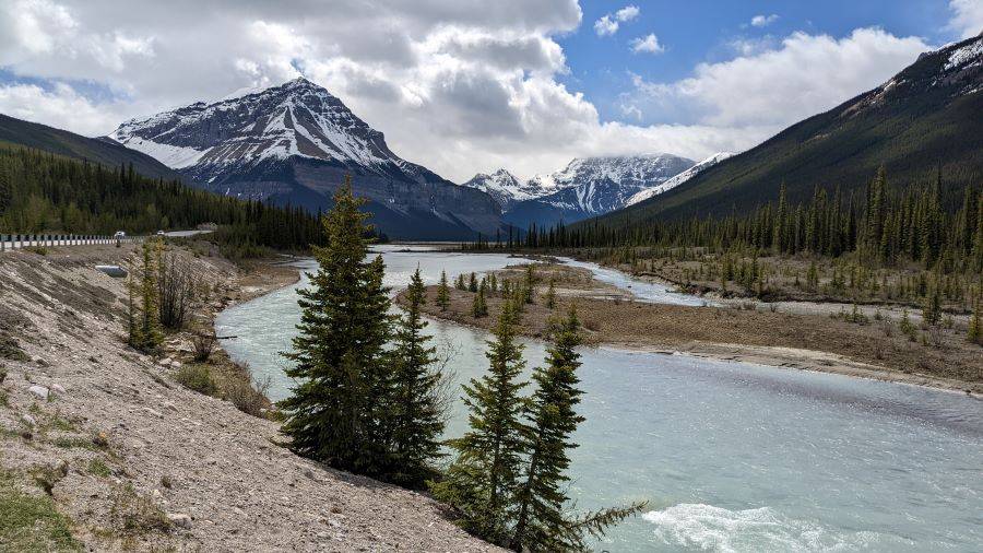  Icefields Parkway